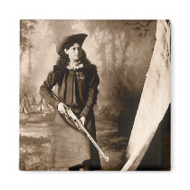 1898 Photo of Miss Annie Oakley Holding a Rifle Magnets