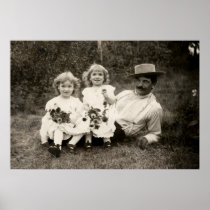 1905 A father and his daughters Print