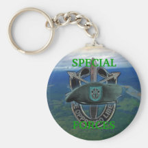 19th special forces group green berets Keychain