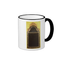 25:Queen Anne giltwood pierglass mugs