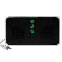 3 Vertical Alien Heads Mp3 Speakers