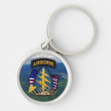 5th special forces green berets vietnam Keychain