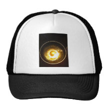 À l'intérieur d'un verre de cocktail casquette