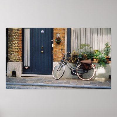 A street in quaint Bruges, Belgium Print by kembry
