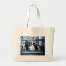 Adgie and Her Trained Lions1897 Bag