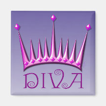Aimant de diva dans le fuschia