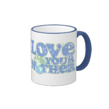 Aimez votre tasse de sonnerie de Terre