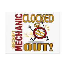 Aircraft Mechanic Clocked Out