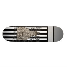 Alice dans le roi du pays des merveilles des coeur plateau de skate