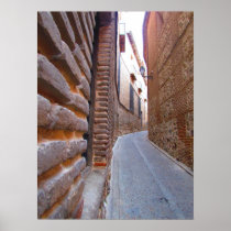 Alleyway in Toledo, Spain Print