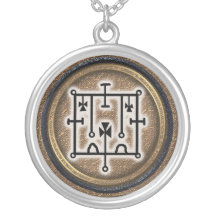 alloces necklace
