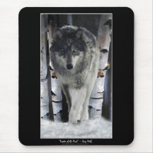 Alpha arbres de loup gris et de bouleau d'hiver tapis de souris