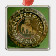 An elephant used in war against the ornament