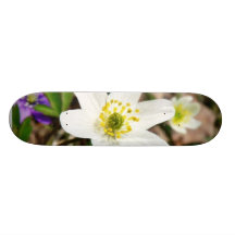 Anemone Nemorosa Skate Deck
