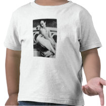 Anna Pavlova with her pet swan Jack, c.1905 Tee Shirts