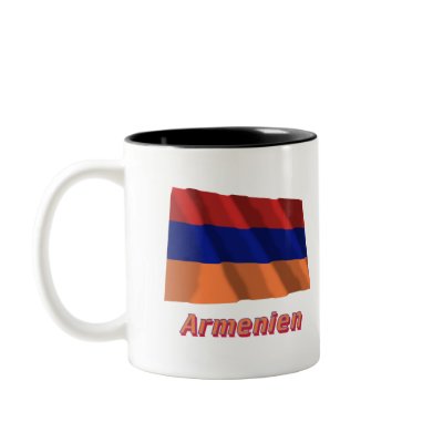 Armenien Fliegende Flagge mit deutschem Namen Mug by Vexillophile
