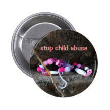 arrêtez le bouton de mauvais traitement à enfant badge avec épingle