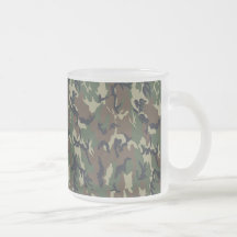 Arrière - plan militaire de camouflage de forêt mugs à café