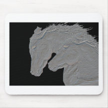 Arrière - plan noir de relief de chevaux d'argent  tapis de souris