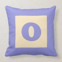 Baby building block throw pIllow letter O (blue)