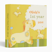 Baby Jungle Giraffe: Baby's First Year Photo Album Vinyl Binder