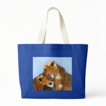 Baby lions love canvas bags