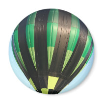 Balloon, airborne!  xlta refrigerator magnet