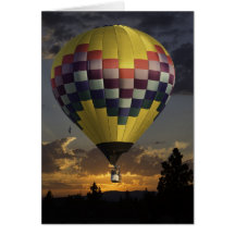 BALLOON AT SUNSET GREETING CARDS