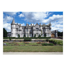 Balmoral, Queen of England's Scottish residence Invite