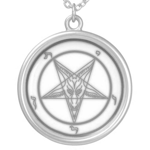 Baphomet gris colliers