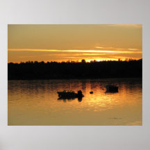 Bateaux au coucher du soleil posters