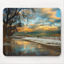 Beau lac tapis de souris