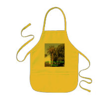 beautiful palm tree in San Diego. Aprons