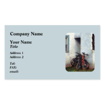 Bicycles in Yard Business Card