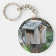 Birdhouse keychain