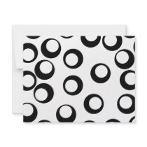 Black and White Retro Circles Pattern. Personalized Invitations