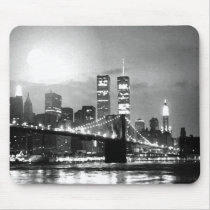 Black & White New York City at Night Usepads