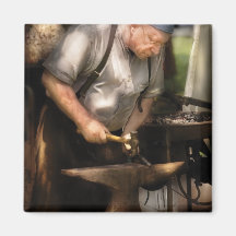 Blacksmith - The Blacksmith Magnet