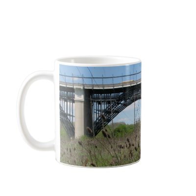 Bloor Viaduct TORONTO 1919 Mugs by DavidJG