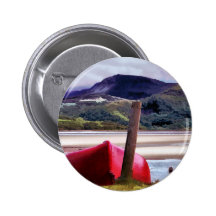 BOAT AND MOUNTAIN LANDSCAPE PINBACK BUTTON