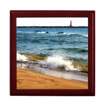 Bold Waves Giftbox Keepsake Box