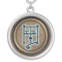 botis personalized necklace