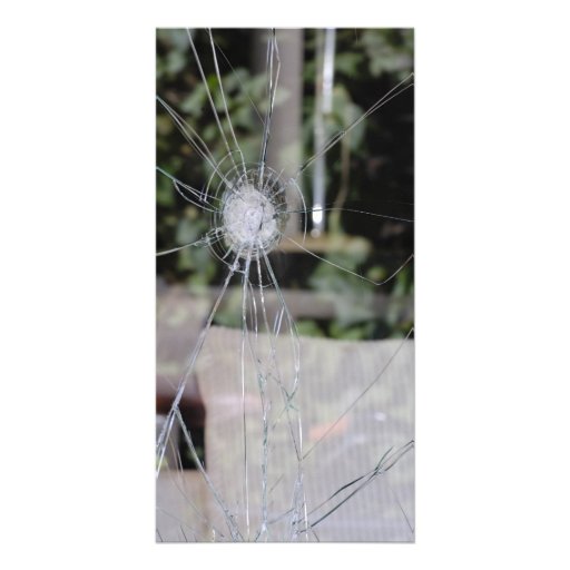 Broken show-window picture card