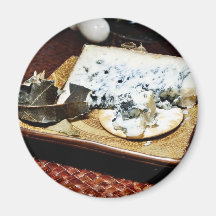 Cabrales Blue Cheese With Leaf Wrapping Magnets