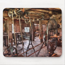 Carpenter - This old shop Mousepads