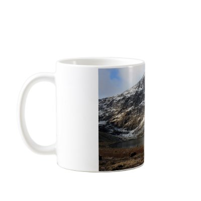 Carrauntoohil in winter mugs by BANNER25