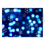 Carte bleue de vacances de flocons de neige d'hive