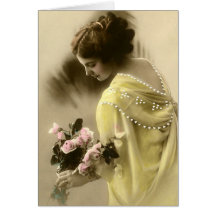 Carte jaune de robe et de roses