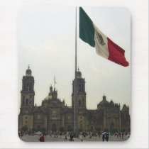 Catedral en el Zocalo del DF con la Bandera Mouse Pad