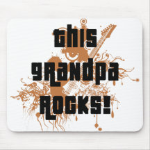 Ce grand-papa bascule le cadeau tapis de souris